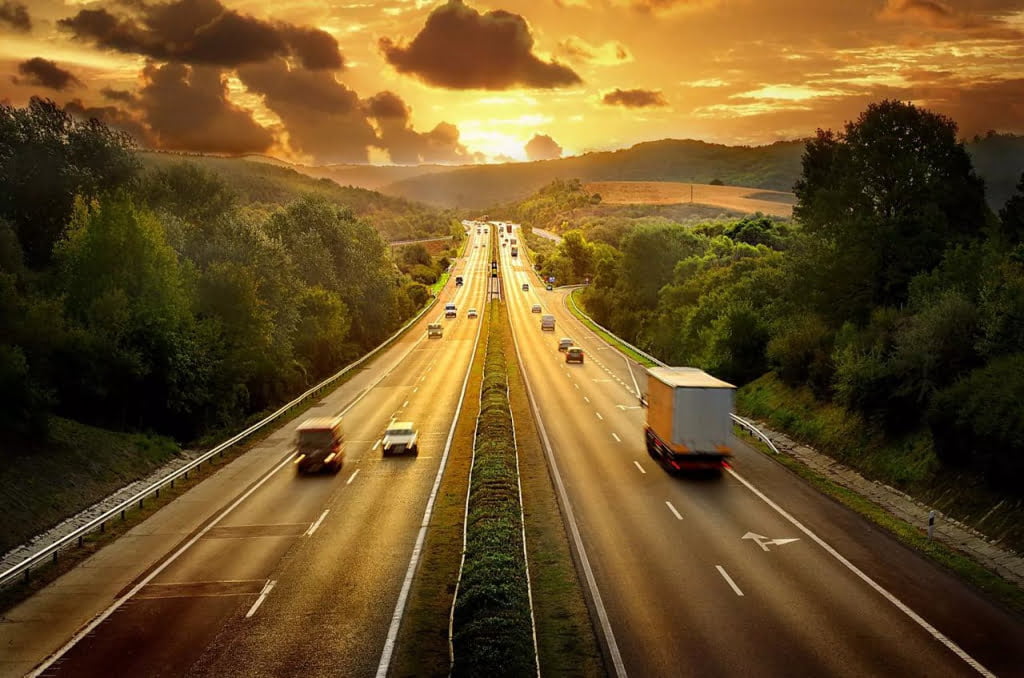 Logistyka w&nbsp;czasach elektrycznej rewolucji w&nbsp;motoryzacji